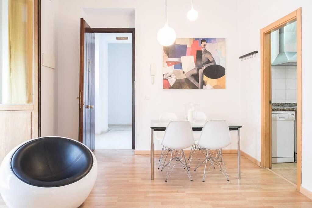 Pop Art, Apartamento Valvanera, Pleno Centro 塞维利亚 外观 照片